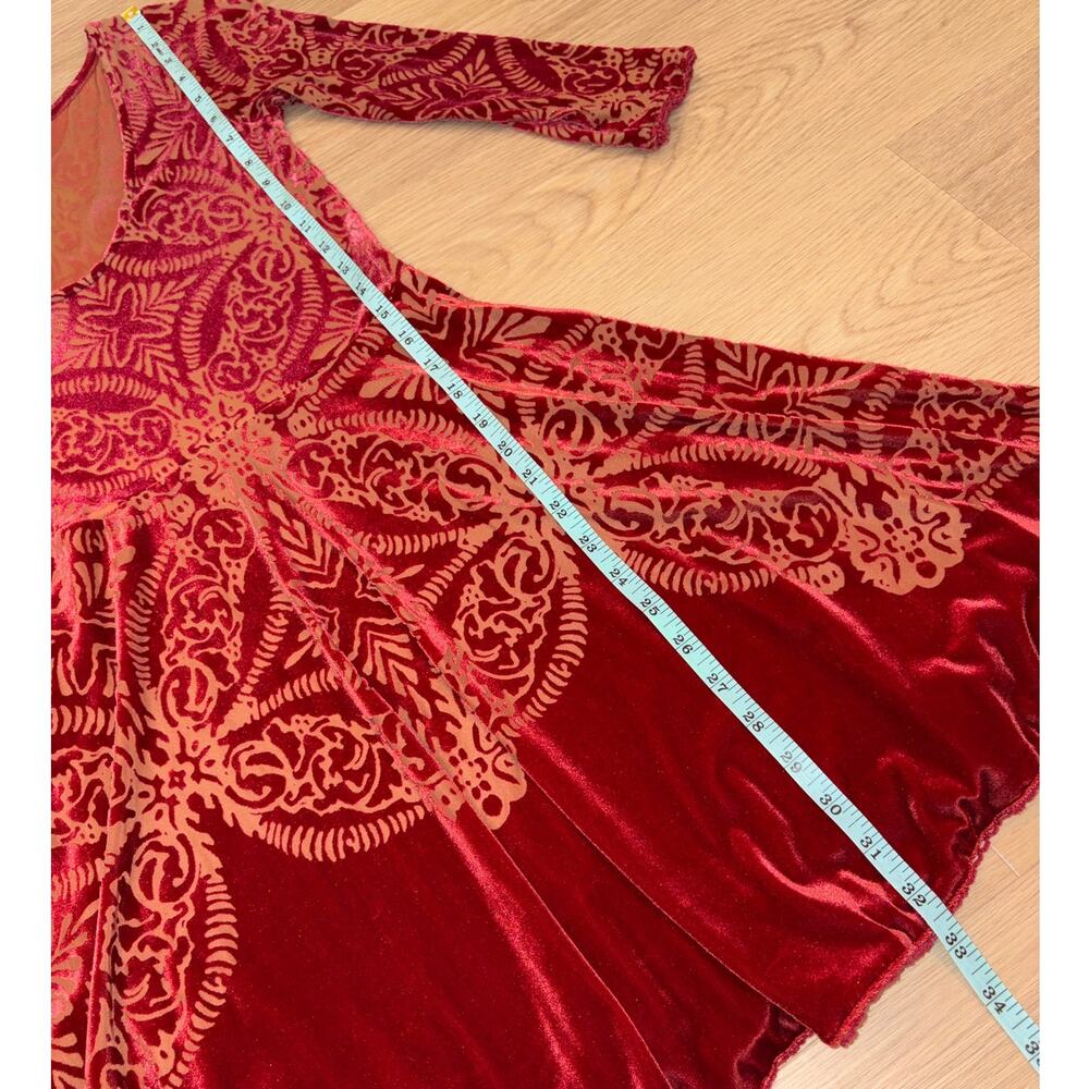 Free People red velvet burnout scoop neck 3/4 sleeve dress womens size XS - Picture 4 of 7